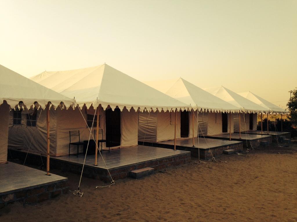Raj Resorts Jaisalmer Bagian luar foto