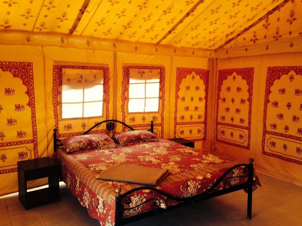 Raj Resorts Jaisalmer Ruang foto
